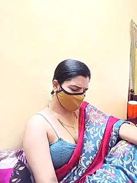 Snapshot of yourtamilcouple chatting on March 2025 12:34:01 PM yourtamilcouple online show from March 2025 12:34:01 PM