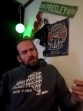 RobStrokes215 online show from December 2024 02:04:01 PM