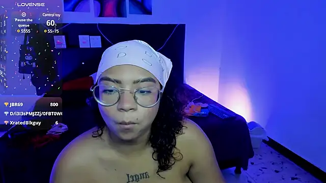 Snapshot of im_angels77 chatting on February 2025 02:40:02 AM im angels77 online show from February 2025 02:40:02 AM