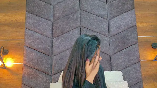 JaylaScott   online show from March 2026 11:46:02 AM