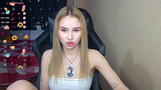 Snapshot of doll_barbieee chatting on February 2025 06:48:02 PM doll barbieee online show from February 2025 06:48:02 PM