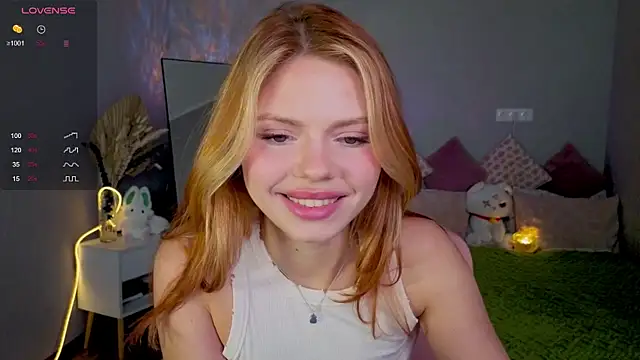 Red  Candy online show from September 2025 12:48:01 PM