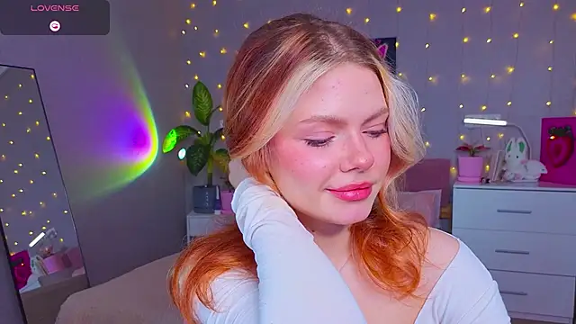 Red  Candy online show from April 2026 11:04:01 AM