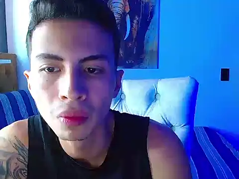 Velk hot online show from March 2026 12:45:01 PM