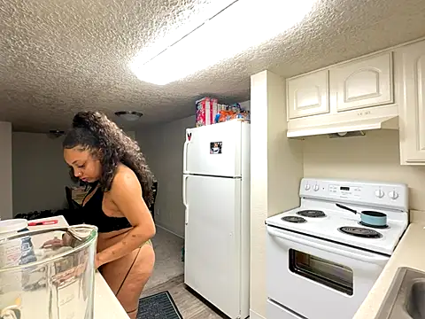 GoddessNih online show from November 2025 06:41:02 PM