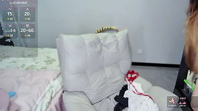 Feifei-cn online show from March 2025 12:19:02 PM