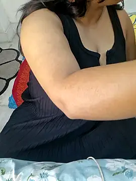 RDX BOY28 online show from November 2025 11:21:02 AM