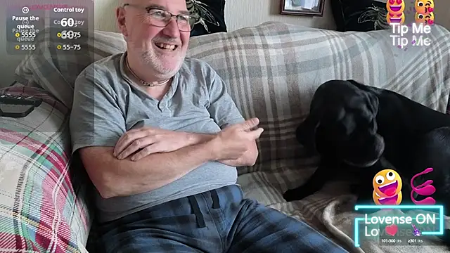 Adamdaddybear online show from September 2025 07:43:01 AM