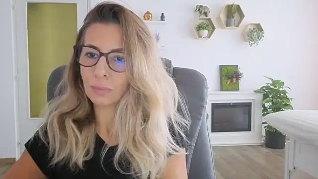 SukyGirl online show from September 2025 07:34:02 AM