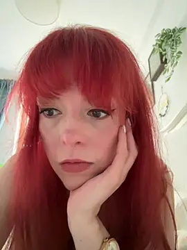 Snapshot of AylaRed chatting on March 2026 02:01:01 PM AylaRed online show from March 2026 02:01:01 PM