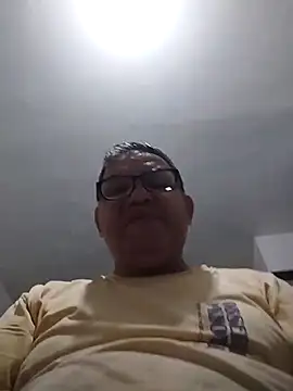 Snapshot of catatunboculion chatting on November 2025 11:03:02 AM catatunboculion online show from November 2025 11:03:02 AM