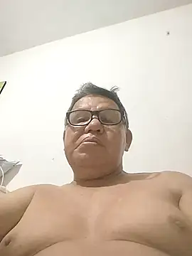 Snapshot of catatunboculion chatting on December 2025 12:04:01 AM catatunboculion online show from December 2025 12:04:01 AM