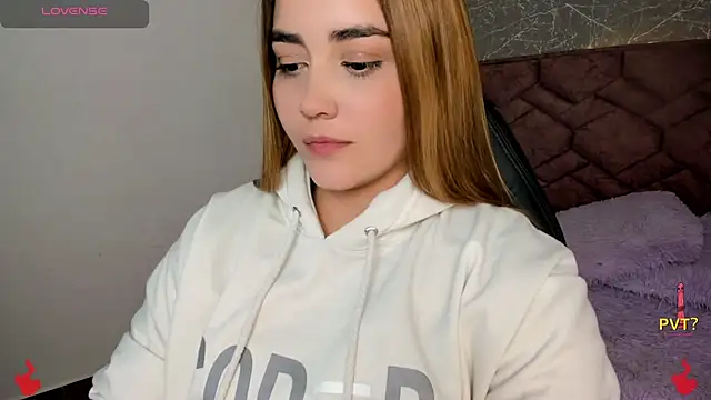 Lucia star   online show from December 2024 11:34:02 PM