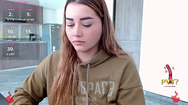 Lucia star   online show from November 2025 02:20:02 PM