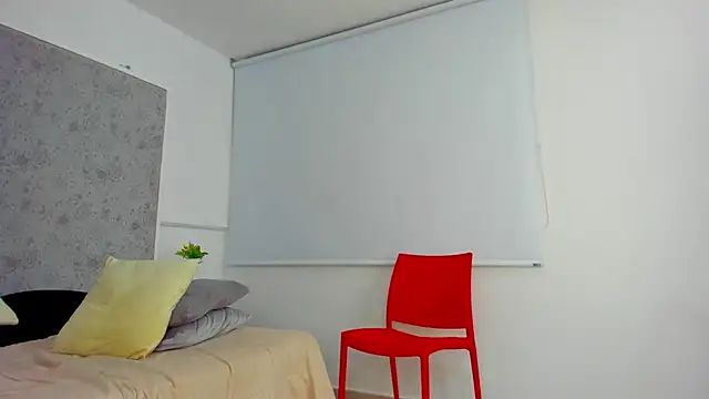 Latrellx7 online show from February 2025 02:43:02 PM