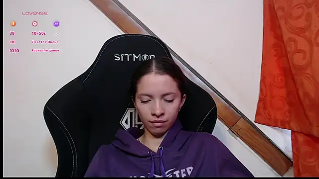 sweetdam12 online show from March 2025 06:33:01 PM