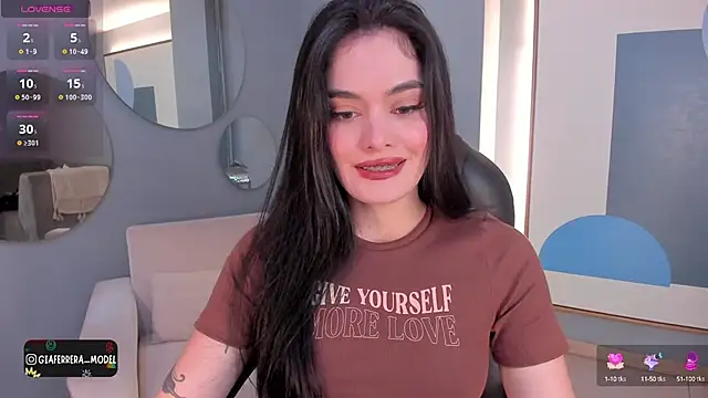 GiaFerrara online show from December 2024 05:13:01 PM