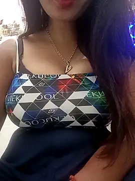 Snapshot of cute-mahek chatting on February 2025 07:23:01 AM cute-mahek online show from February 2025 07:23:01 AM
