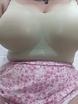 Snapshot of cute-mahek chatting on July 2026 06:54:02 PM cute-mahek online show from July 2026 06:54:02 PM