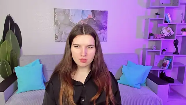 Snapshot of BonneyLove chatting on September 2025 05:24:01 PM BonneyLove online show from September 2025 05:24:01 PM