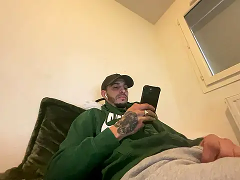 Rebeu313 online show from January 2026 10:20:01 AM