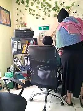 Snapshot of NAJWA-ARAB chatting on January 2025 02:14:01 PM NAJWA-ARAB online show from January 2025 02:14:01 PM