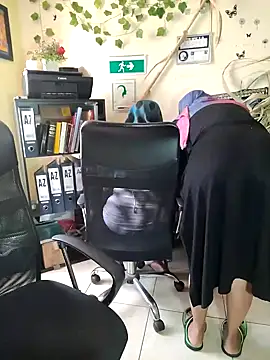 Snapshot of NAJWA-ARAB chatting on January 2025 02:19:01 PM NAJWA-ARAB online show from January 2025 02:19:01 PM