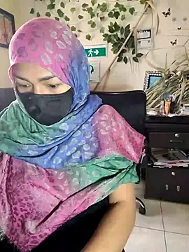 Snapshot of NAJWA-ARAB chatting on March 2025 02:12:01 PM NAJWA-ARAB online show from March 2025 02:12:01 PM