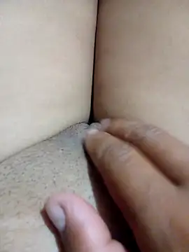 Khaleyssi online show from October 2025 03:52:02 AM