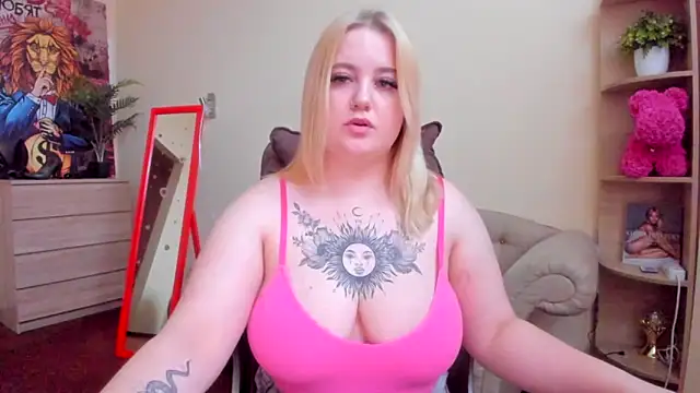 Snapshot of Doliss chatting on November 2025 06:52:01 AM Doliss online show from November 2025 06:52:01 AM