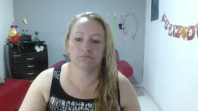 emperabigbootybigass online show from March 2025 06:33:02 PM