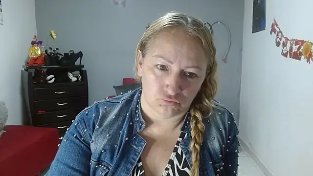 emperabigbootybigass online show from March 2025 12:09:02 PM