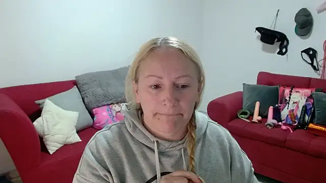 emperabigbootybigass online show from February 2026 12:26:01 PM