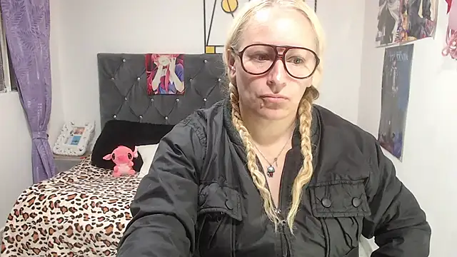 emperabigbootybigass online show from July 2026 12:19:02 PM