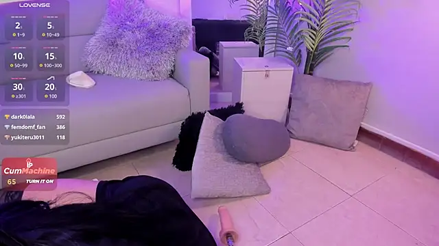 Snapshot of Manu_Velez chatting on December 2024 05:40:02 PM Manu Velez online show from December 2024 05:40:02 PM