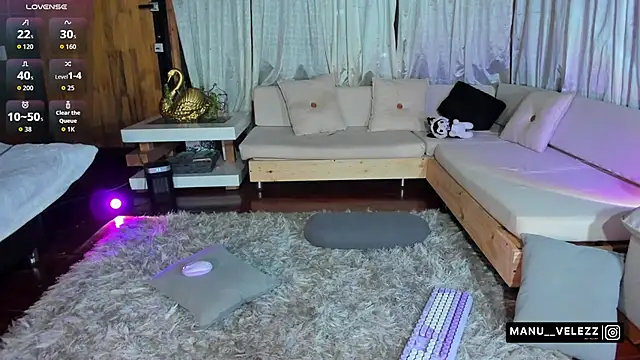 Snapshot of Manu_Velez chatting on September 2025 05:40:02 AM Manu Velez online show from September 2025 05:40:02 AM