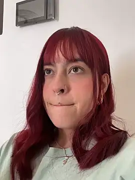 mia bonneett online show from February 2026 08:05:02 PM