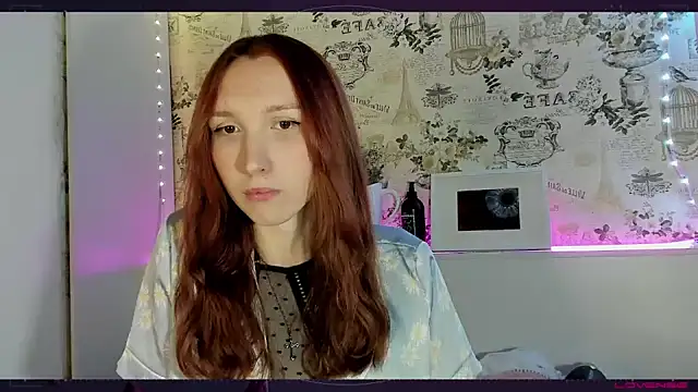 LisaIcon online show from December 2024 02:22:02 PM