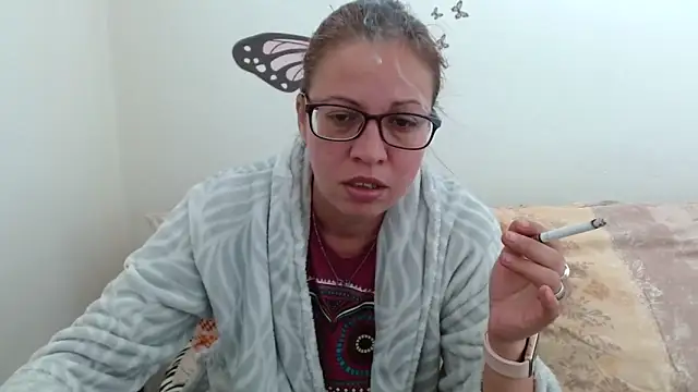 LadyHellene online show from March 2026 07:05:01 AM