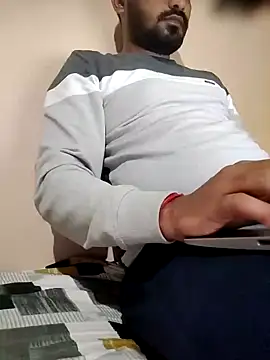 Jayesh Love online show from January 2025 01:01:01 PM