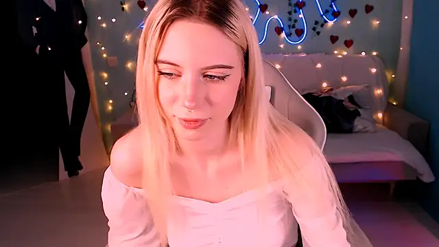 Snapshot of Sweet_Richal chatting on March 2025 10:16:01 PM Sweet Richal online show from March 2025 10:16:01 PM