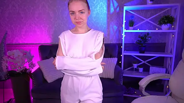 EmilySunshineS online show from April 2026 05:52:01 AM