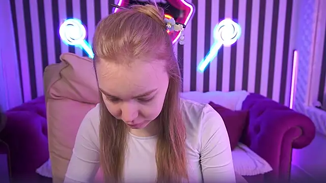 EmilySunshineS online show from April 2026 06:27:01 AM