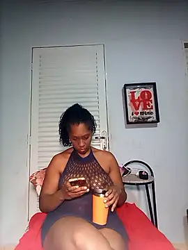 Luhma hot online show from December 2024 01:03:01 AM