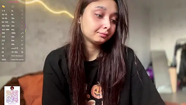 UdeleBarns online show from October 2025 06:32:01 AM