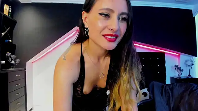 Snapshot of Coral_Gibson chatting on March 2025 07:20:02 PM Coral Gibson online show from March 2025 07:20:02 PM