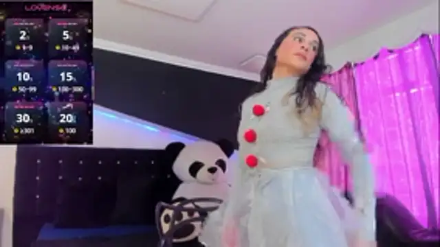 Snapshot of Coral_Gibson chatting on November 2025 01:13:02 PM Coral Gibson online show from November 2025 01:13:02 PM