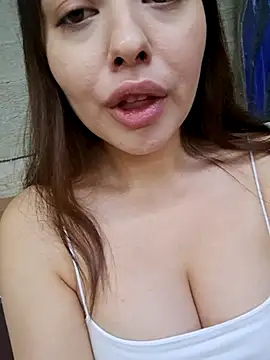 la luna sorse online show from October 2025 06:37:01 AM