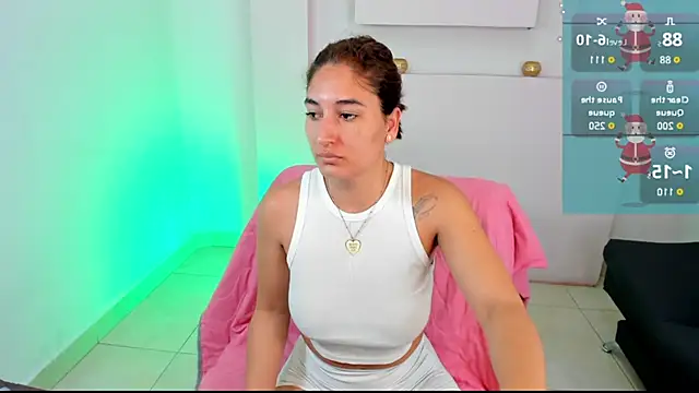 Snapshot of ScarlettWet9 chatting on December 2024 04:04:02 AM ScarlettWet9 online show from December 2024 04:04:02 AM