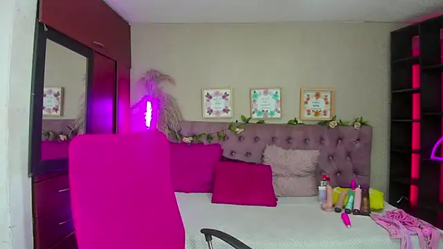 Snapshot of _Pamela_ebony chatting on November 2025 01:03:01 PM Pamela ebony online show from November 2025 01:03:01 PM